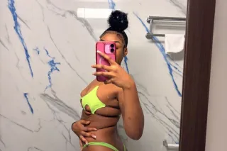 5'4 Slim Thick & Petite Nympho NEW In Town 🤪💦 CUM Fuck Me Now Daddy! 😻✅ - Image 11