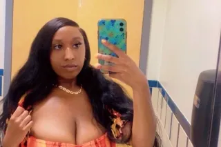 East African Busty Beauty 🤗 • kennewick IC & OC📍• 5 ⭐ Treatment • Text Me I’m Avaliable 📲 - Image 3