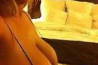 All natural busty 38k BBW, dow... - Image 3