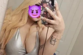 Linda Guerita🔥 Cuerpo natural🔥 jovencita😈 amable😈 muy ardiente y fogosa😈 con ganas de tener sexo ricoo y hacerte venir💦🔥 - Image 3