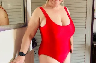 🍆👅46 Years Hot Mom💦Ready for a... - Image 3