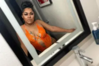 🥂YA FAVORITE PETITE SQUIRTER I... - Image 3