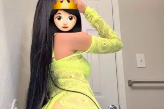 🔥 Latina Caliente y Apasionada 🔥 - Image 1