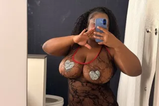 want some chocolate - Image 3