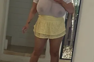 Natural Busty Bombshell - Image 8