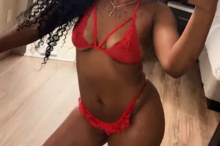 NEW IN TOWN ⭐SEXYSWEETHEART 🧚♀... - Image 2