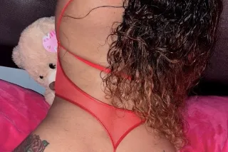 sexy latina - Image 5