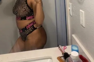 OUTCALLS AND INCALLS! Brownski... - Image 3