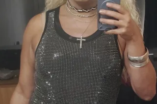 hot and ready - Image 2