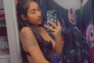 Last night in town cum see your highly sought mixed Island Desi😈🌸 - Image 4