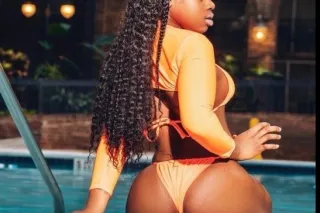 BADDIE😋Want to have a good tim... - Image 2