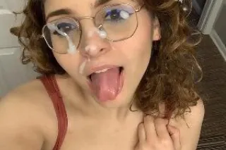 💋I Am Ready For Sucking Your D... - Image 3