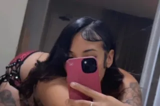 fun & exotic latina 💦 young fun & full of cum😘😋 - Image 1