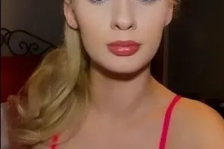🤩 A Queen Who Knows How To Tre... - Image 2