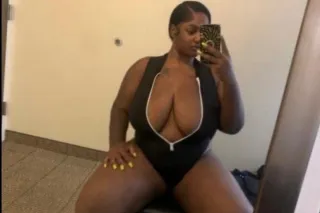 GOOD PUSSY TUESDAY ✨🫶🏾 CATCH M... - Image 4