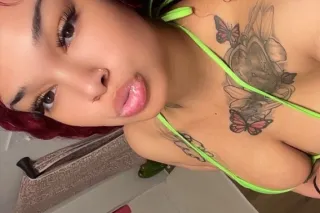 Freaky Friday QV SPECIAL! 🌹💦 All Natural Seductive Dominican Slut 👸🏽💚 || iG: thereallpinkybabyy || - Image 5