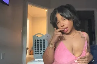CUM IN MY MOUTH 💕(OUTCALLS ONLY) - Image 5