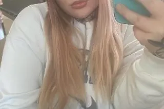 Be deposit ready, deposits required for new clients! check out my X (goddesssaviona)🥰 - Image 1