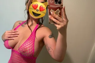 Hey handsome! I'm new to this ... - Image 2