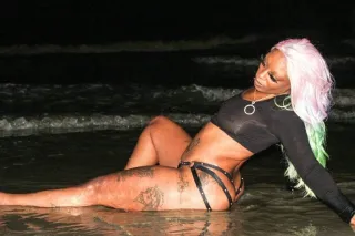 Cum Get 💦 in my Rain Dallas im back - Image 8