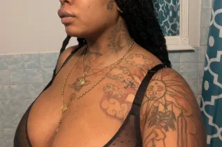 🔥Your #1 Independent Service Provider 😻Uptown Baddie🏽Thick and Curvy 🍑$55 Deposit Must For All Appoitments🤩 Available for In/OutCall Also Car date 🤩 - Image 5