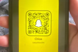 2 girls tonight 7/15😍ADD MY NE... - Image 1