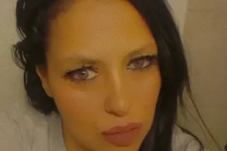 Beautiful Latina waiting to ma... - Image 2