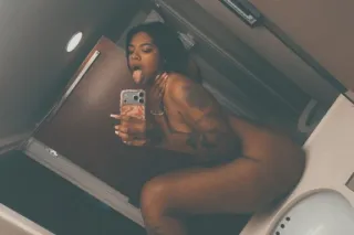 HEY IM NEW IN TOWN🥳LETS ENJOY ... - Image 1
