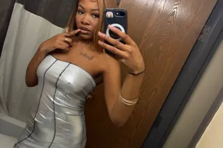 mulani in town see mewhile u can😩 ❤💦content friendly ask📲 - Image 9
