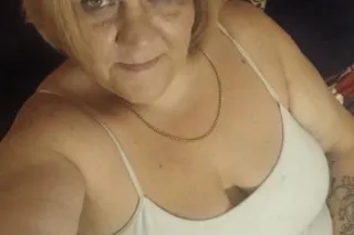 HALF HOUR SPECIAL...BEST HEAD ... - Image 2