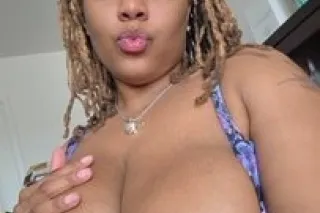 BIG TITTY BISH 🎂😝FANCY HOE 💰De... - Image 3