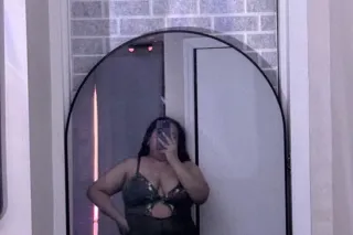 Caribbean BBW - Image 1