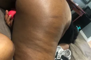 7 months pregnant big juicy booty with tender phat puhhhsyyy💦🥰FUK my creamy pie - Image 6