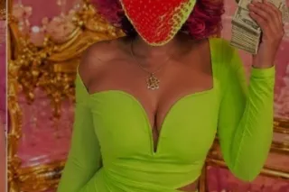hello im sasha .uber outcalls dont go downsouth - Image 1