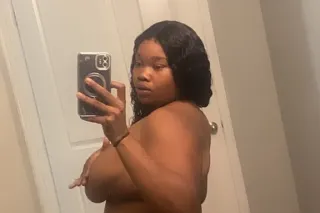 Sexy BUSTY Caramel Goddess🍒🍯 O... - Image 4