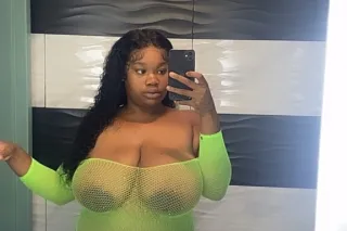 Sexy BUSTY Caramel Goddess🍒🍯 Outcalls - Image 8