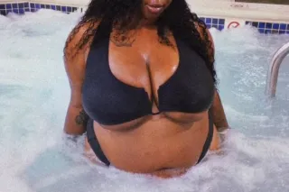 🐎🍑🍫 𝑅𝐸𝐶𝐸𝐼𝑉𝐸 𝓡𝓸𝓼𝓮 💦 💌 𝓡𝓸𝔂𝓪𝓵 𝓣𝓻𝓮... - Image 1