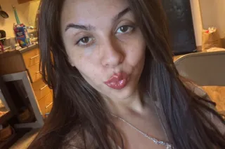 Hey im Rosa new to the area!!come have fun!😘🥰 - Image 1