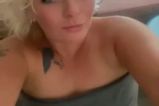 THIS BLONDE FAVORITE IS BACK Y... - Image 2