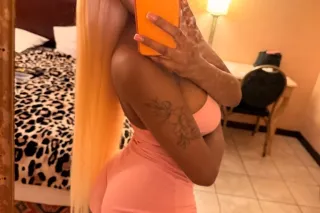 incall or outcall😍 - Image 9