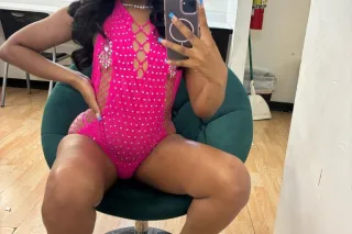 Here To Fulfill Your Fantasy's 🙈💦 - Image 1