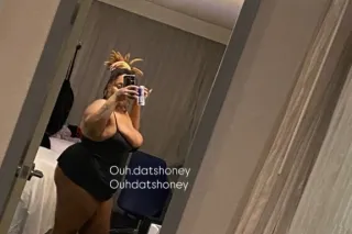 Back In Town 🤩 Only Here For 2 Days! Catch Me Before I Go 🥰😁 - Image 5