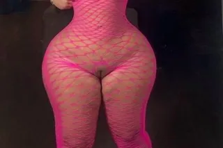 Hola amor, soy latina, chica n... - Image 2