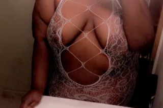 The Bigger The wetter - Image 6