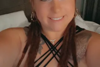 Thick PAWG Redd head 🍒..... SP... - Image 2