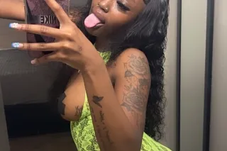 𝐓𝐇𝐈𝐂𝐊 ᴀɴᴅ 𝐏𝐑𝐄𝐓𝐓𝐘 🤫🤪🅤🅡 🅢🅔🅒🅡🅔🅣🅢 ... - Image 4