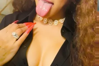 ✨€UM EXxxplode Babe👅💦- A Treat... - Image 1