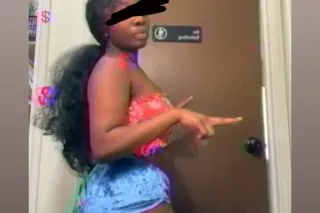 YOUNG & TIGHT😩READY TO BE SLUTTED & POUNDED💦🍆INCALLS MAYWOOD & SURROUNDING AREAS💋😋 - Image 2