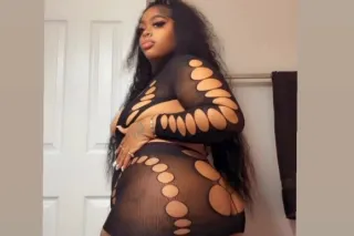 QV SPECIAL 🤩 BEST PUSSY IN TOW... - Image 1