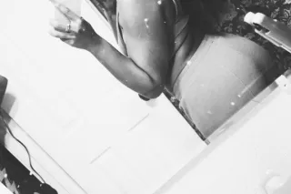 COME PLAY WITH ME DADDY 🍑💦LEAV... - Image 2